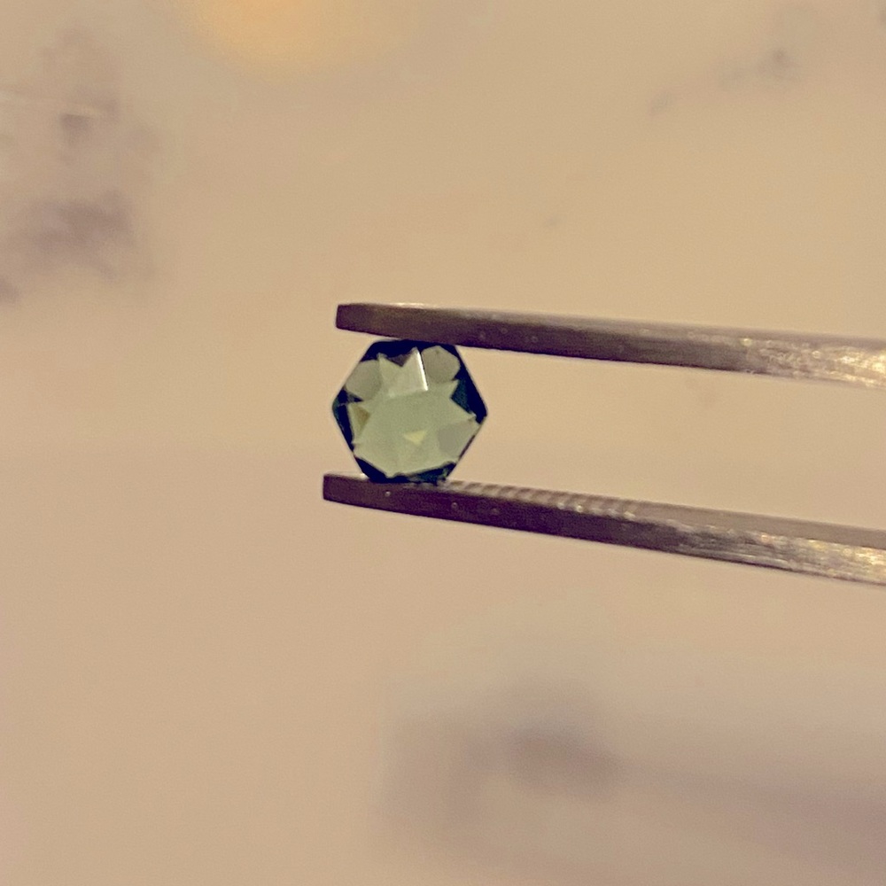 New Authentic Origami Owl signature hex Swarovski Crystal in Erinite (green).